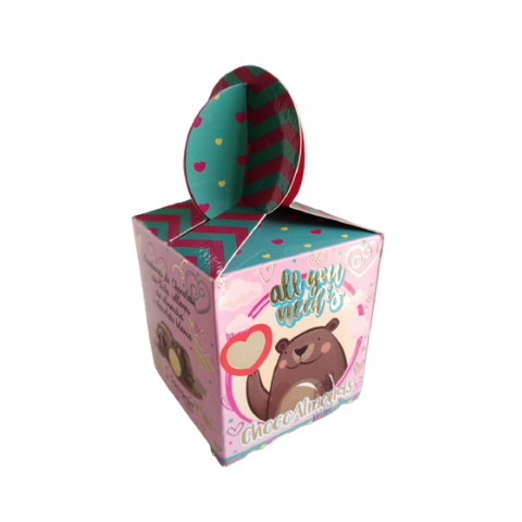 ESTUCHE KISS ME, CHOCOLATE RELLENO CON ALMENDRA Y CHOCOLATE BLANCO 44 GRS